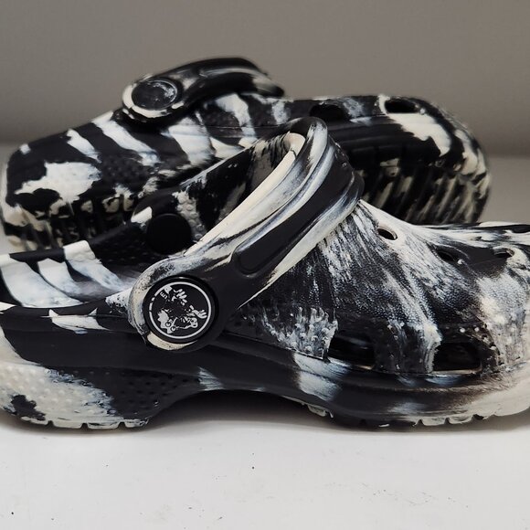 Crocs - Unisex classic size 8, black-white - Picture 3 of 5